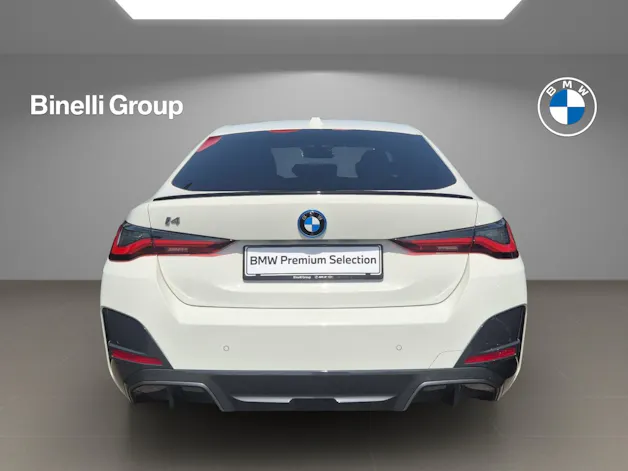 BMW i4 eDrive35