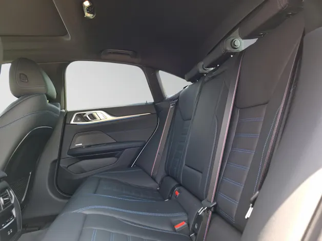 BMW i4 eDrive35
