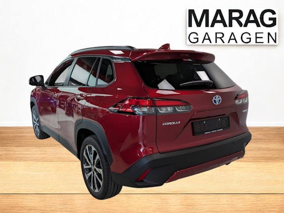 Vehicle image 6