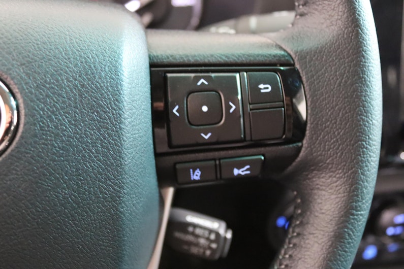 Vehicle image TOYOTA HI-LUX