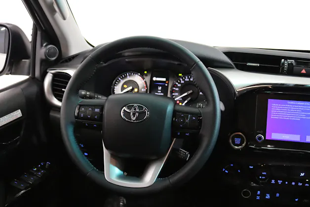 Toyota Hilux Double Cab.-Pick-up 2.4 D-4D 150 Style