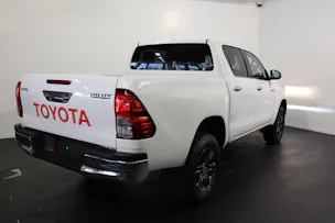 Toyota Hilux Double Cab.-Pick-up 2.4 D-4D 150 Style