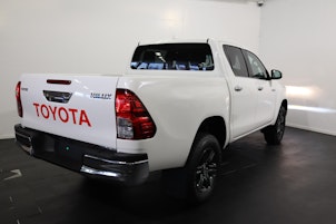 Vehicle image TOYOTA Hilux Double Cab.-Pick-up 2.4 D-4D 150 Style