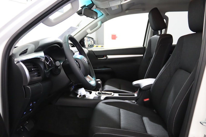 Vehicle image TOYOTA HI-LUX