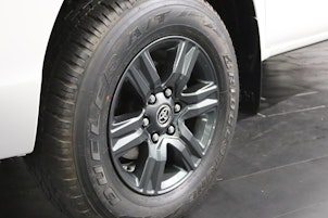 Vehicle image TOYOTA Hilux Double Cab.-Pick-up 2.4 D-4D 150 Style