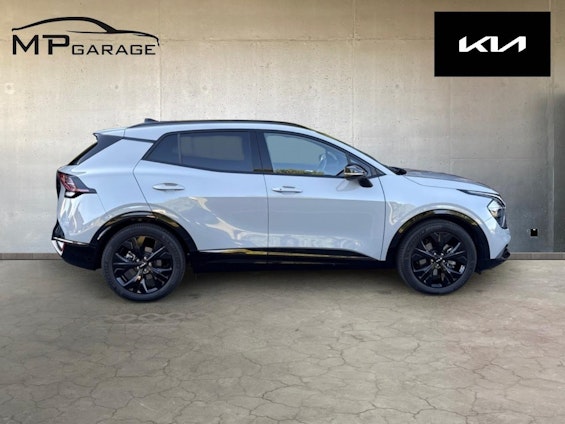 Vehicle image 3 Vehicle image 3