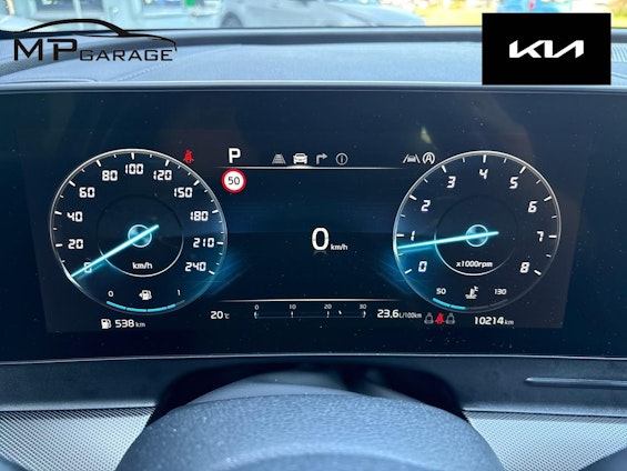 Vehicle image 9 Vehicle image 9