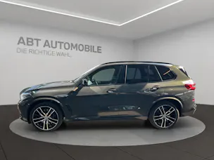 BMW X5 xDrive M50i