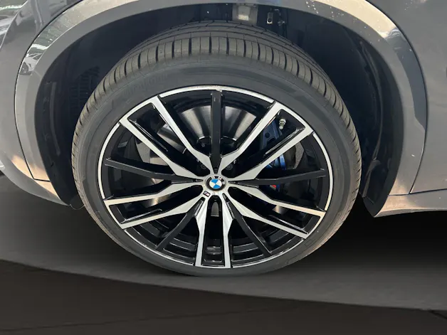BMW X5 xDrive M50i