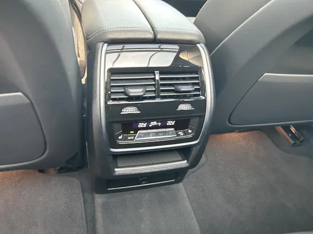 BMW X5 xDrive M50i