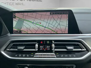 BMW X5 xDrive M50i