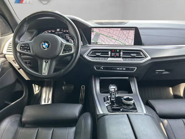 BMW X5 xDrive M50i
