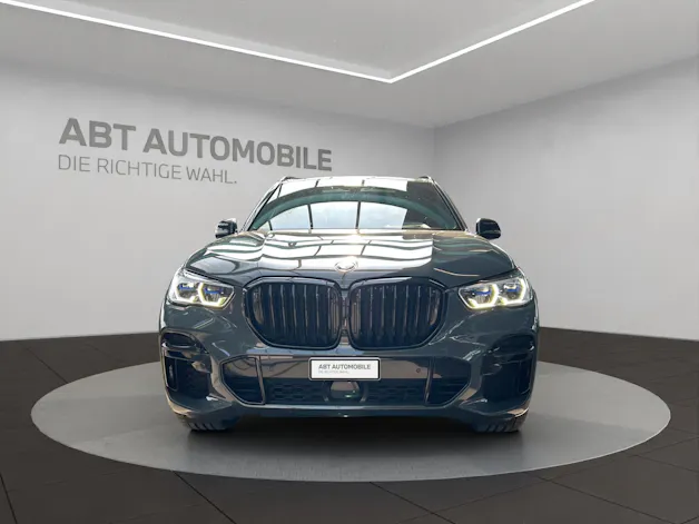BMW X5 xDrive M50i