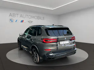 BMW X5 xDrive M50i