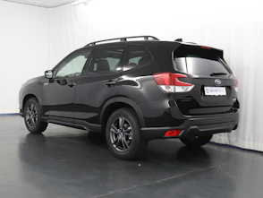 immagine del veicolo SUBARU Forester Station 2.0i e-Boxer Black Edition