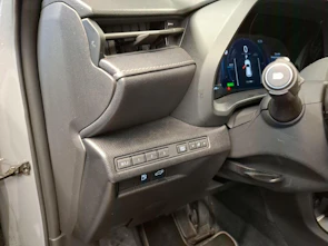 Fahrzeugbild LEXUS LBX 1.5 Hybrid Relax AWD