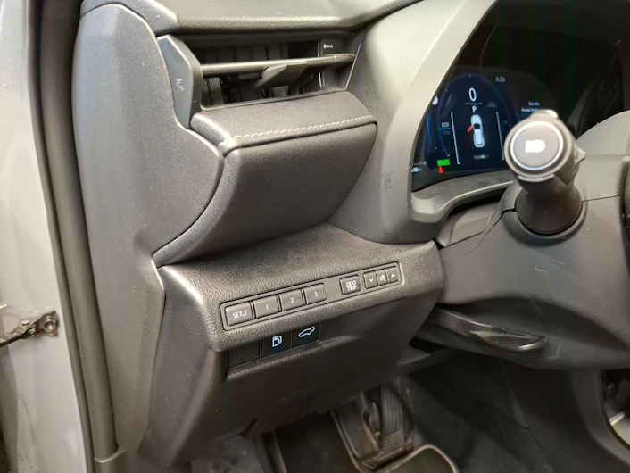 Fahrzeugbild LEXUS LBX