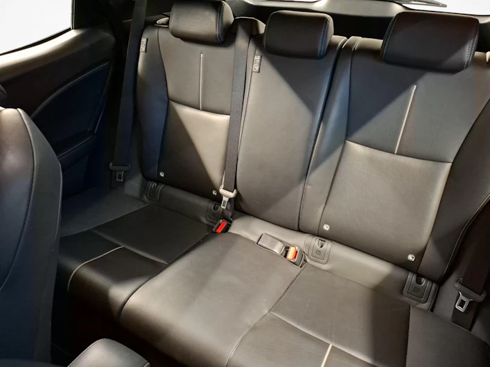 Fahrzeugbild LEXUS LBX