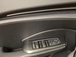 Fahrzeugbild LEXUS LBX 1.5 Hybrid Relax AWD