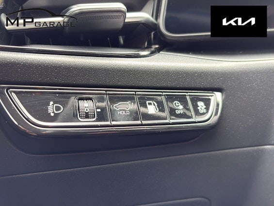 Vehicle image 12 Vehicle image 12