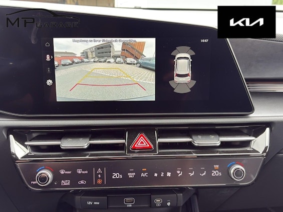 Vehicle image 10 Vehicle image 10