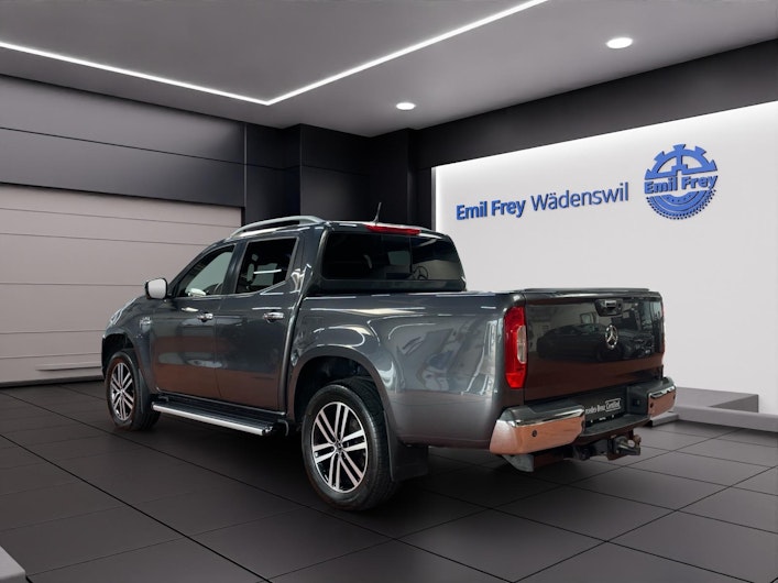 Vehicle image MERCEDES-BENZ X 350