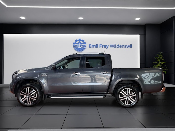 Vehicle image MERCEDES-BENZ X 350