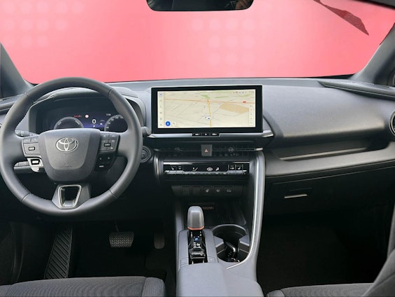 Vehicle image 12