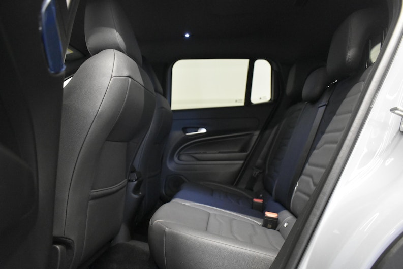 Vehicle image JEEP AVENGER