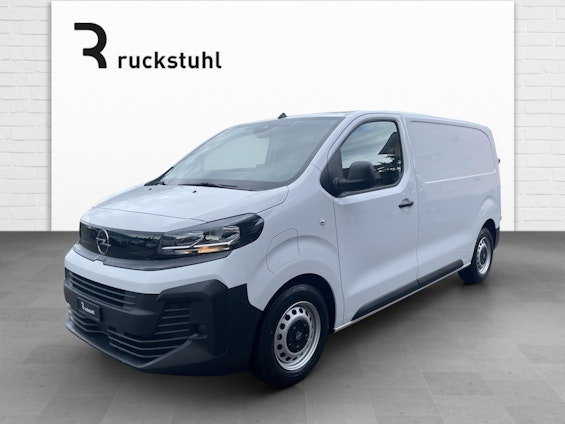 First vehicle image