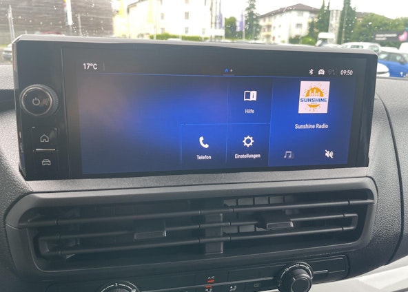 Vehicle image 8 Vehicle image 8