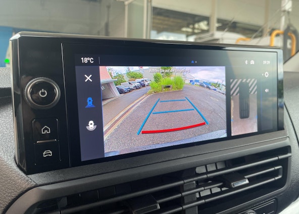 Vehicle image 9 Vehicle image 9