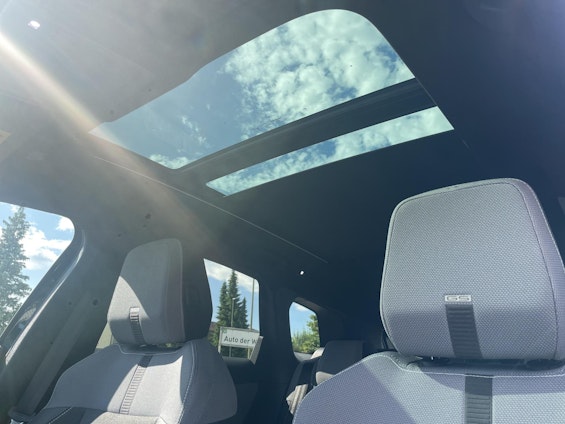 Vehicle image 11 Vehicle image 11