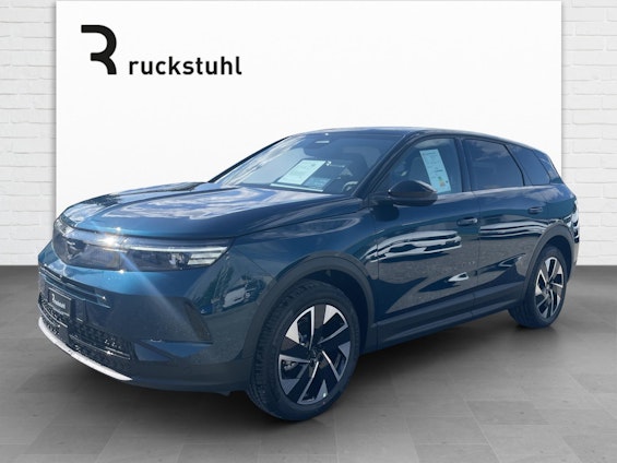 First vehicle image