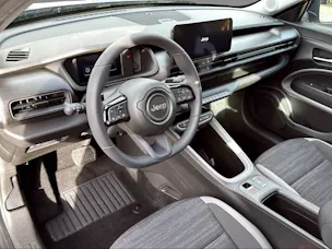 Jeep Avenger 1.2 MHEV Longitude Black Kite