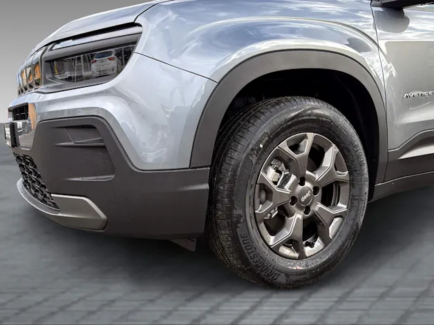 Jeep Avenger 1.2 MHEV Longitude Black Kite