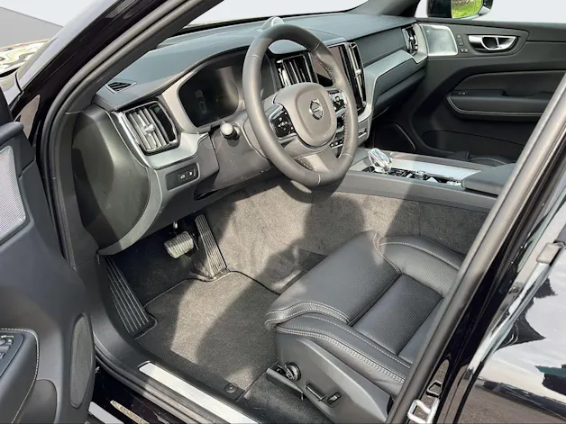 Volvo XC60 2.0 T8 TE XCENTRIC Black Edition eAWD