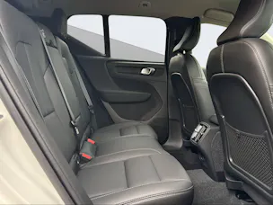 Volvo XC40 2.0 B4 MH Plus Dark