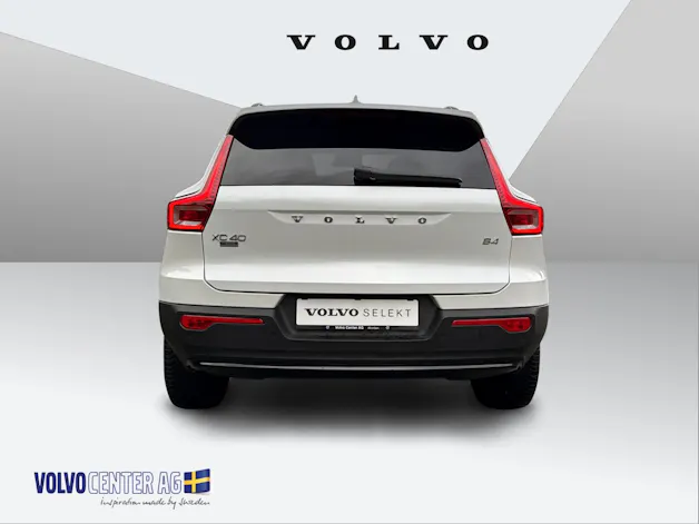 Volvo XC40 2.0 B4 MH Plus Dark