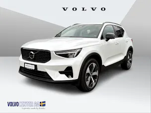Volvo XC40 2.0 B4 MH Plus Dark