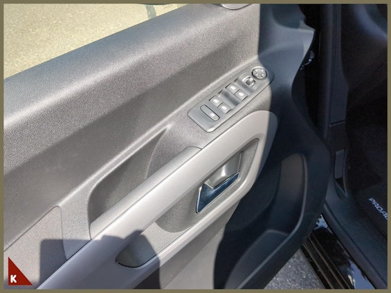 Vehicle image 11 Vehicle image 11