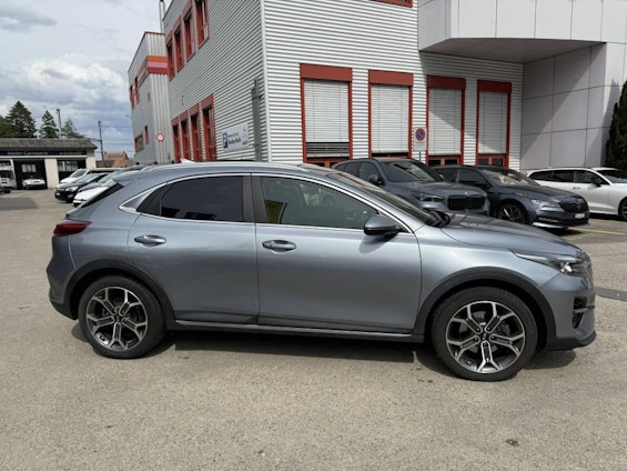 Vehicle image 6 Vehicle image 6