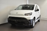 First vehicle image