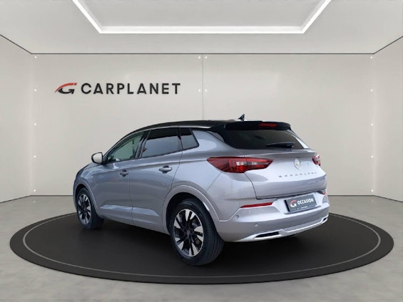 Vehicle image 2 Vehicle image 2