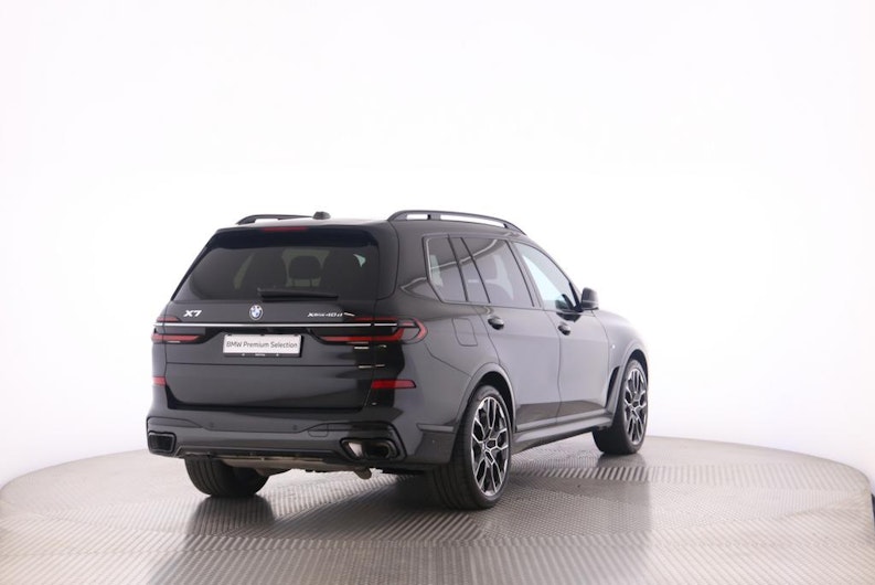 Vehicle image BMW X7