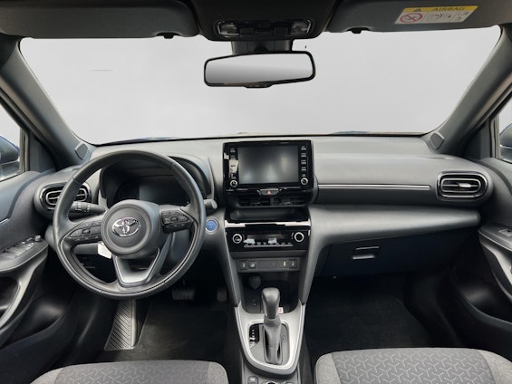 Vehicle image 7
