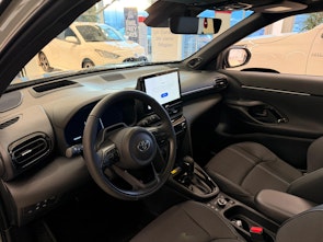 image du véhicule TOYOTA Yaris Cross 1.5 VVT-i HSD Premium AWD-i