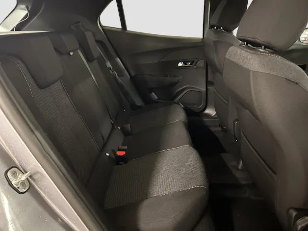 Peugeot 2008 1.2 Hybrid Style