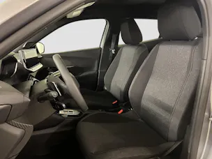 Peugeot 2008 1.2 Hybrid Style
