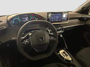 Peugeot 2008 1.2 Hybrid Style